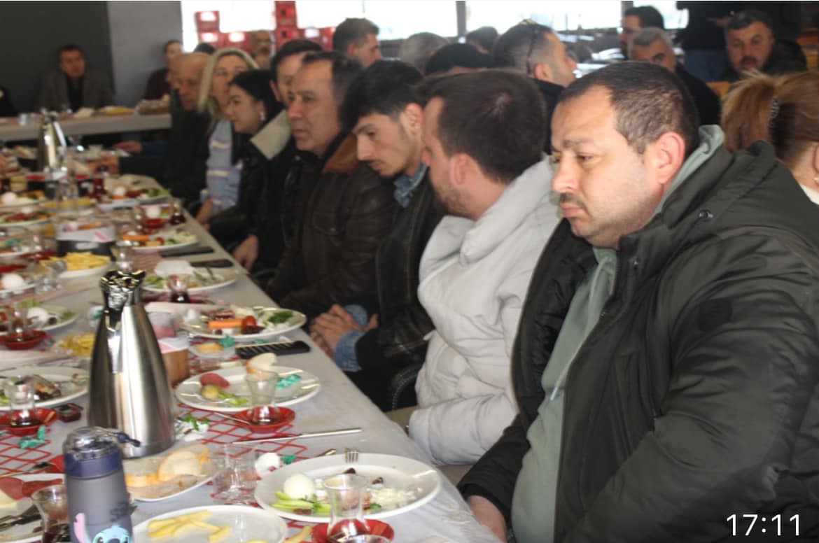 23.02.2025 EMLAKÇI ÜYELERİMİZ VE TİCARET İL MÜDÜRÜMÜZ İLE GERÇEKLEŞTİRDİĞİMİZ KAHVALTILI TOPLANTI