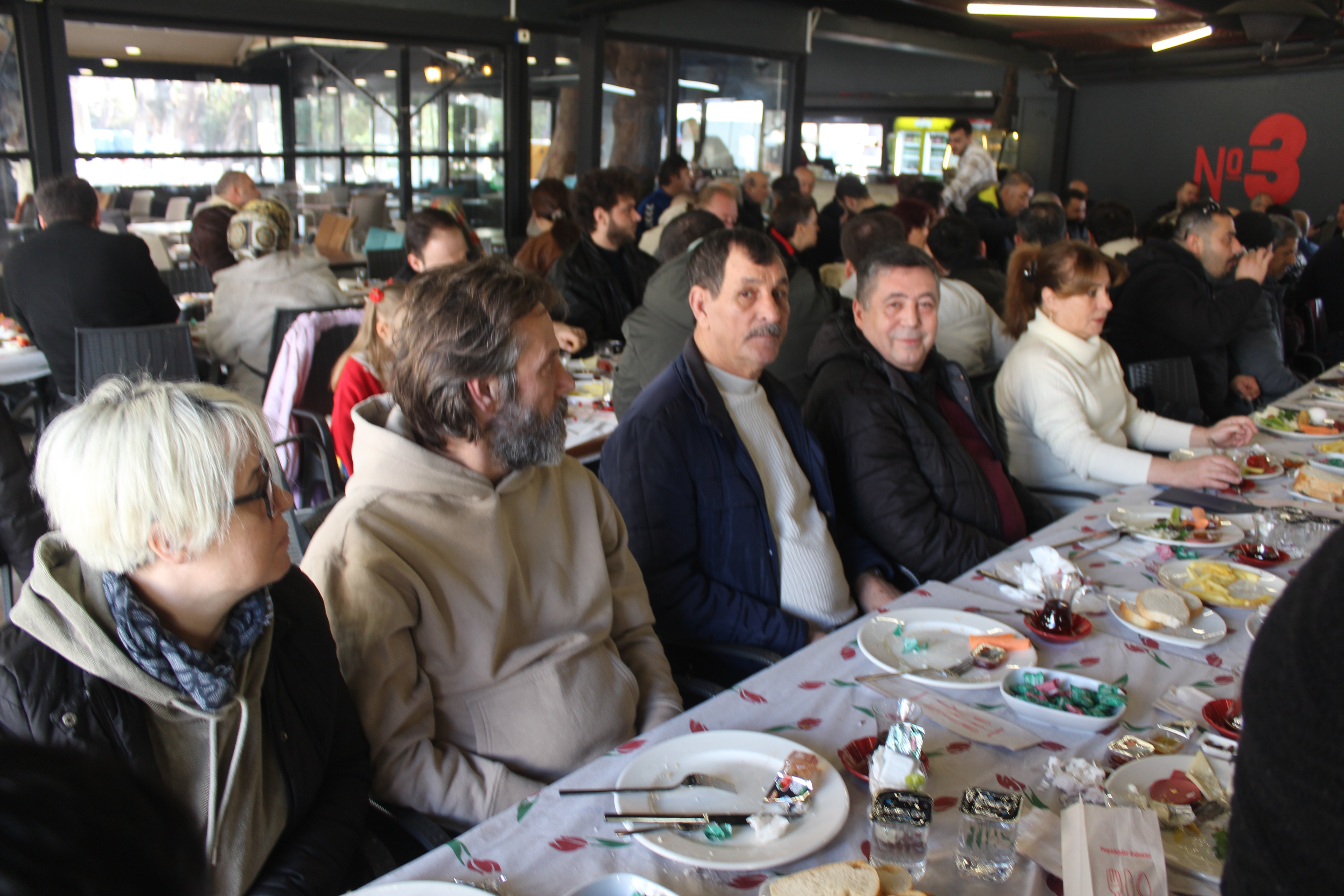 23.02.2025 EMLAKÇI ÜYELERİMİZ VE TİCARET İL MÜDÜRÜMÜZ İLE GERÇEKLEŞTİRDİĞİMİZ KAHVALTILI TOPLANTI